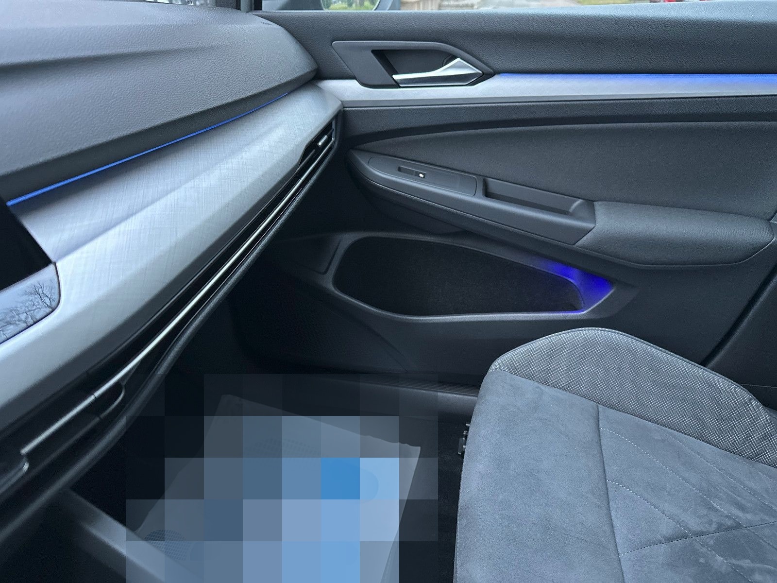 Volkswagen Golf 2.0 TDI Life/KAMERA/PDC/LED/ACC/NAVI/1.Hand foto 17