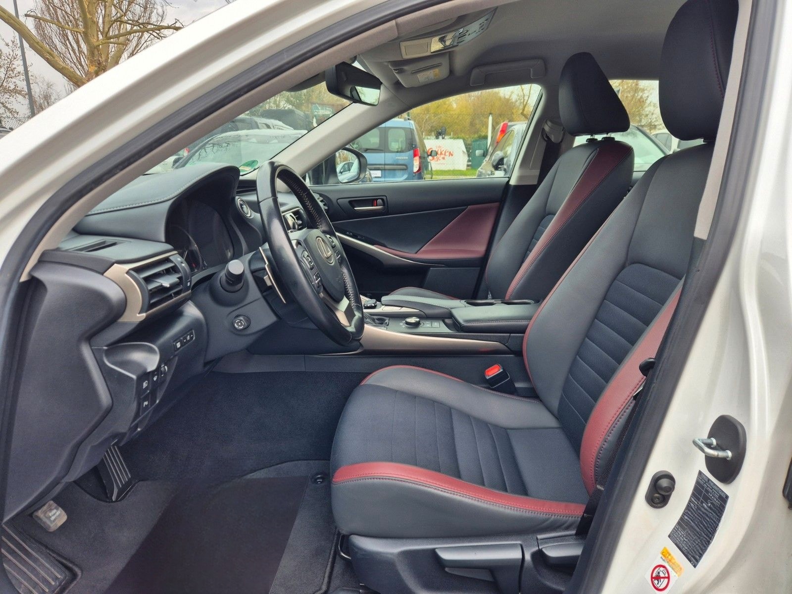 Lexus IS 300 Premium *LED *Navi *Kamera *Keyless *PDC foto 9