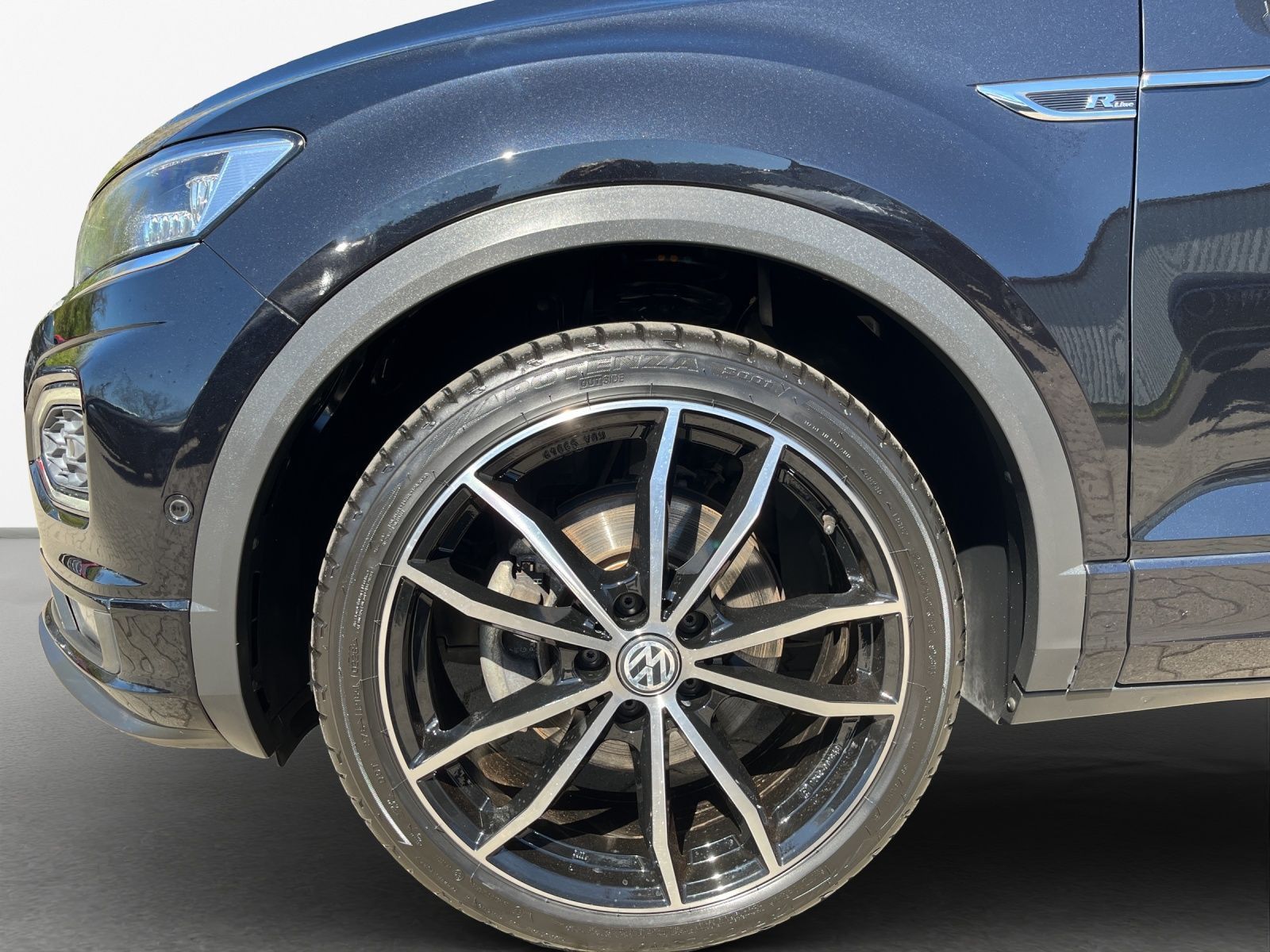 Volkswagen T-Roc Style 1.5 l TSI R-Line+Pano+LED+Kamera+ACC foto 14