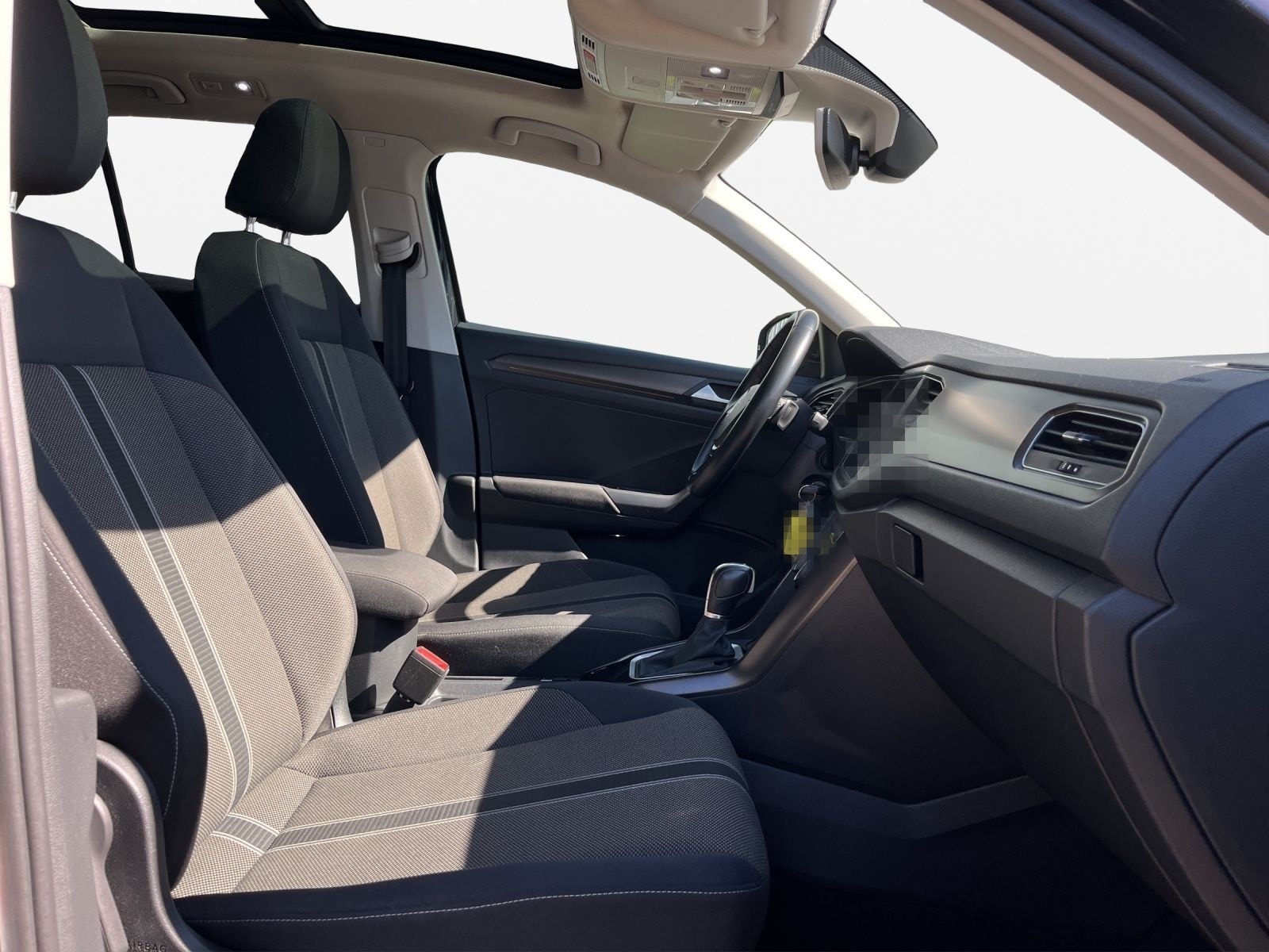 Volkswagen T-Roc Style 1.5 l TSI R-Line+Pano+LED+Kamera+ACC foto 5