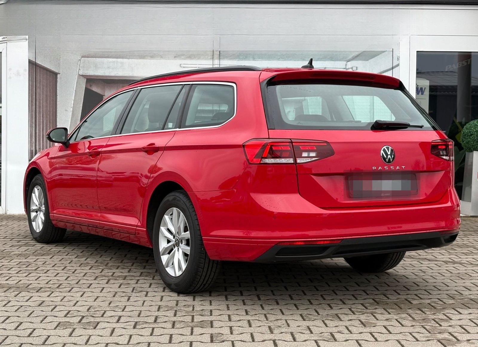 Volkswagen Passat Variant 2.0 TDI Business LED ACC NAVI foto 5