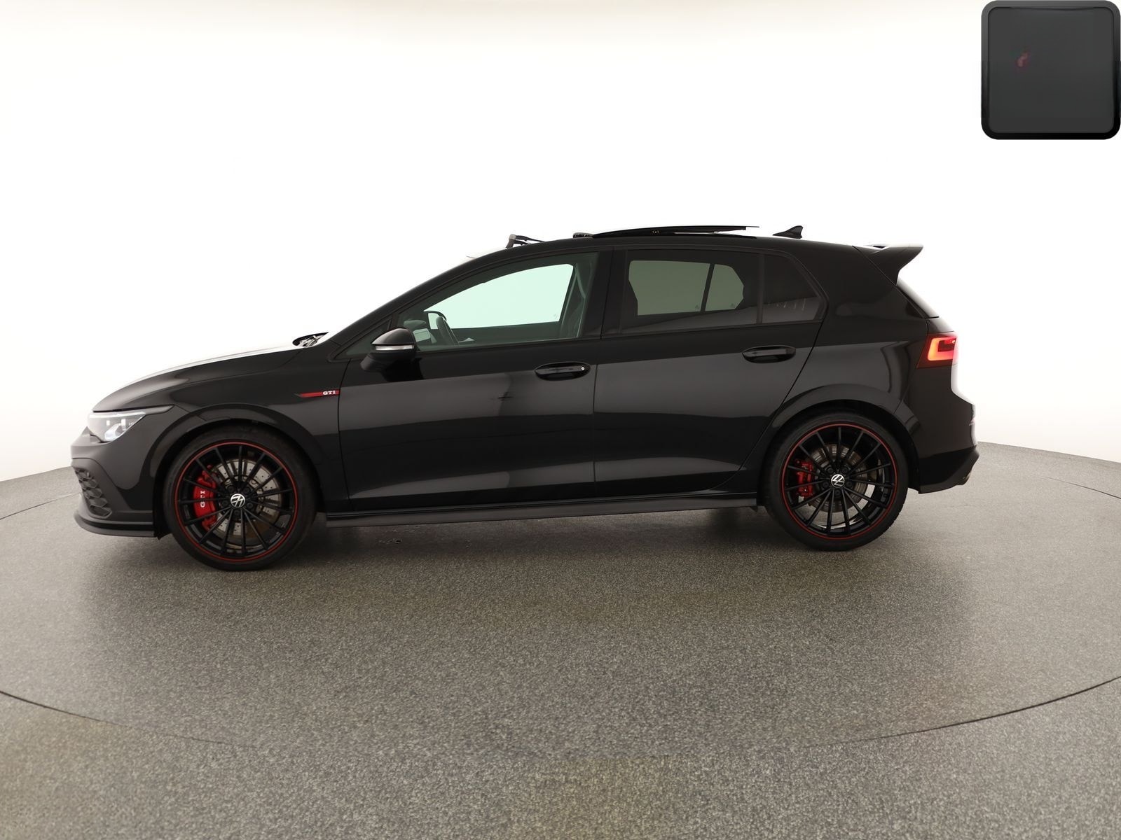 Volkswagen Golf VIII GTI CLUBSPORT MATRIX,HARMAN/K,KEYLESS foto 2