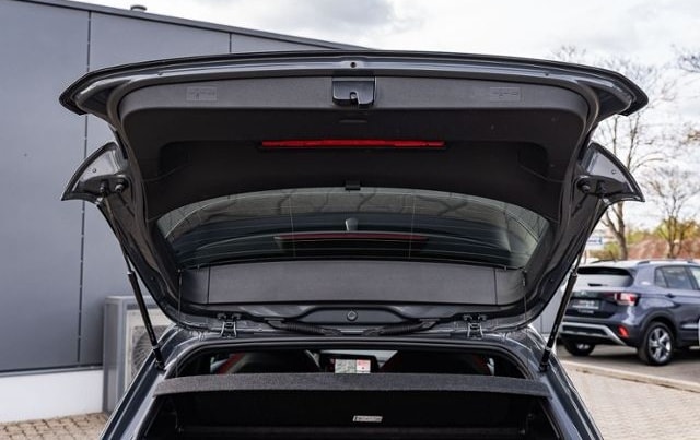 Volkswagen Golf VIII GTI Clubsport 2.0 TSI DSG *MATRIX*NAV* foto 18