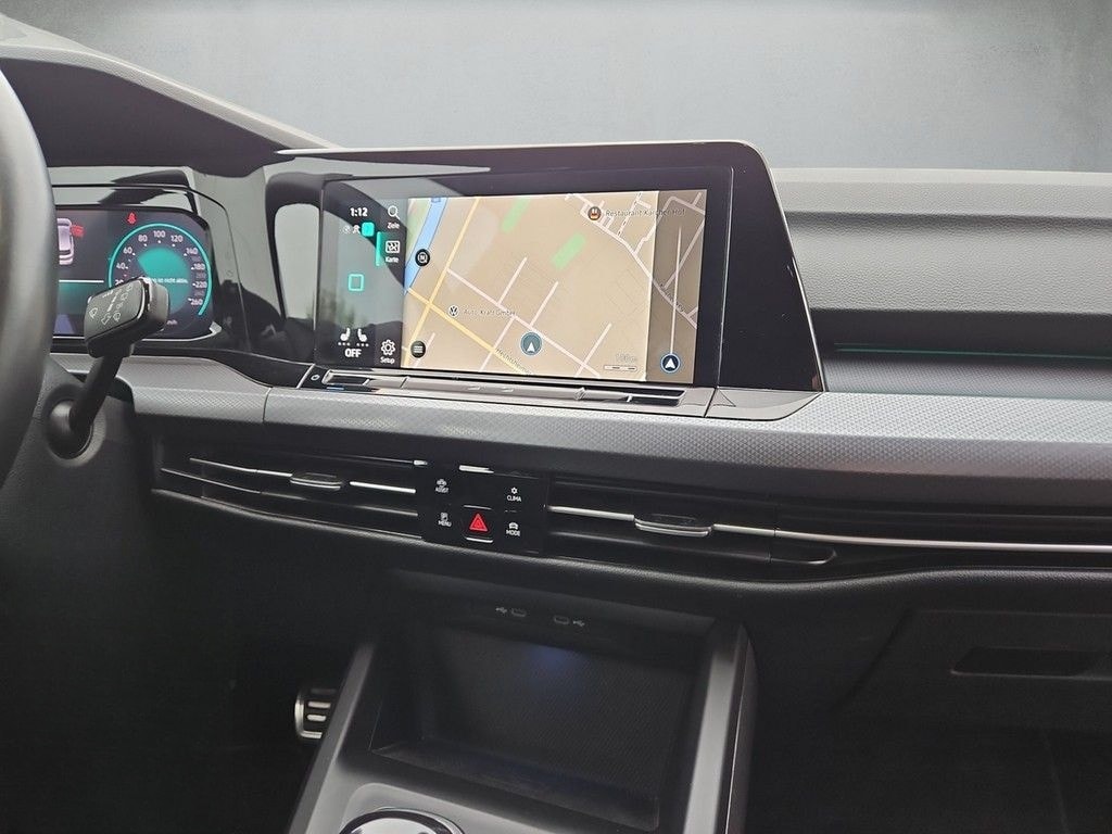 Volkswagen Golf VIII Lim. 1.5 TSI Active *LED*Kamera*ACC* foto 11