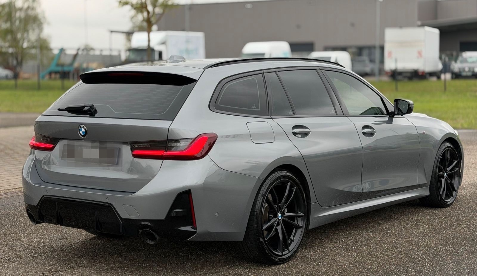 BMW 320 3 Touring 320 d M Sport 1.HD LED 19" foto 6