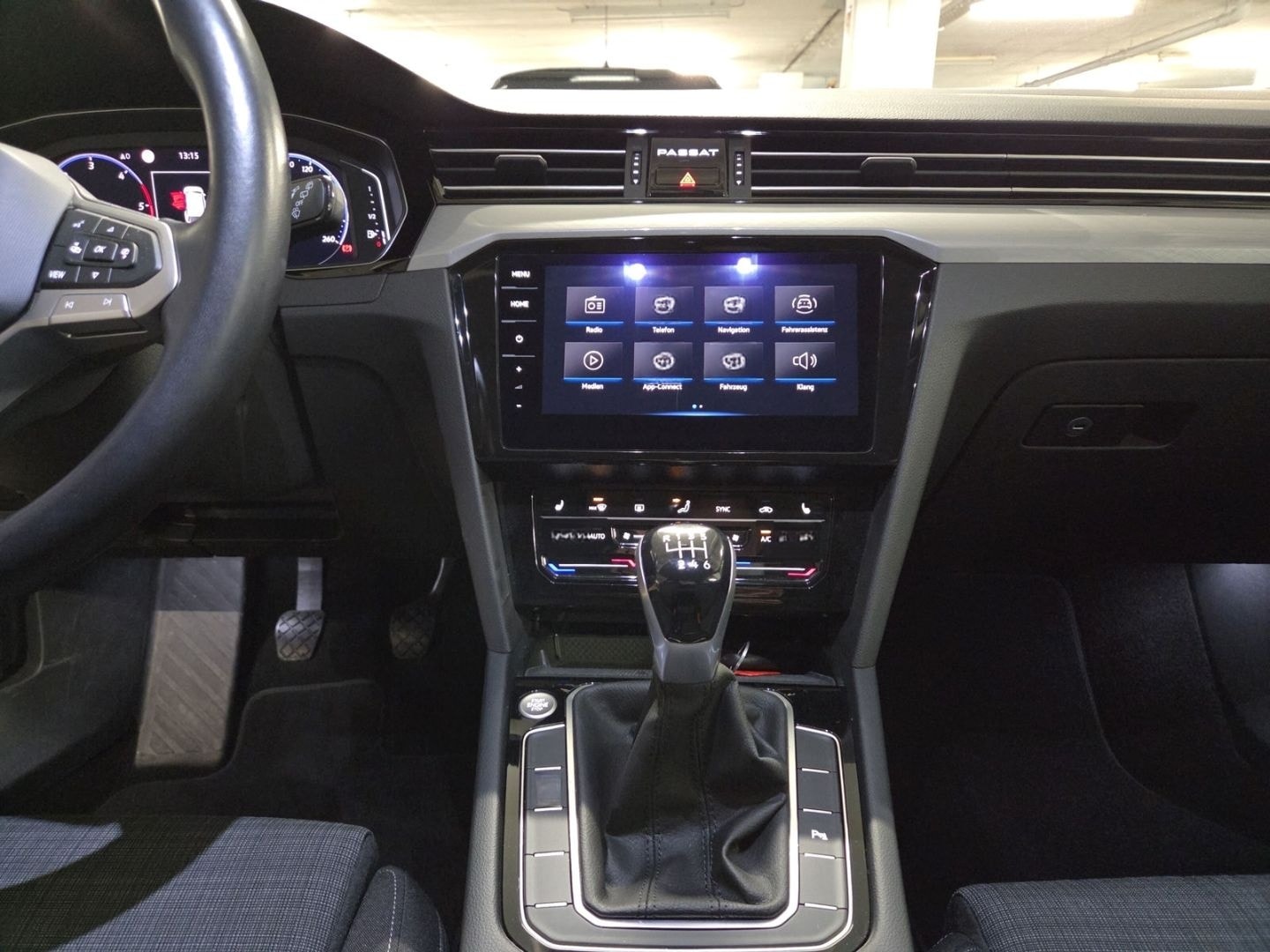Volkswagen Passat Variant 2.0 TDI Business Navi Pro Ergo-Si foto 11