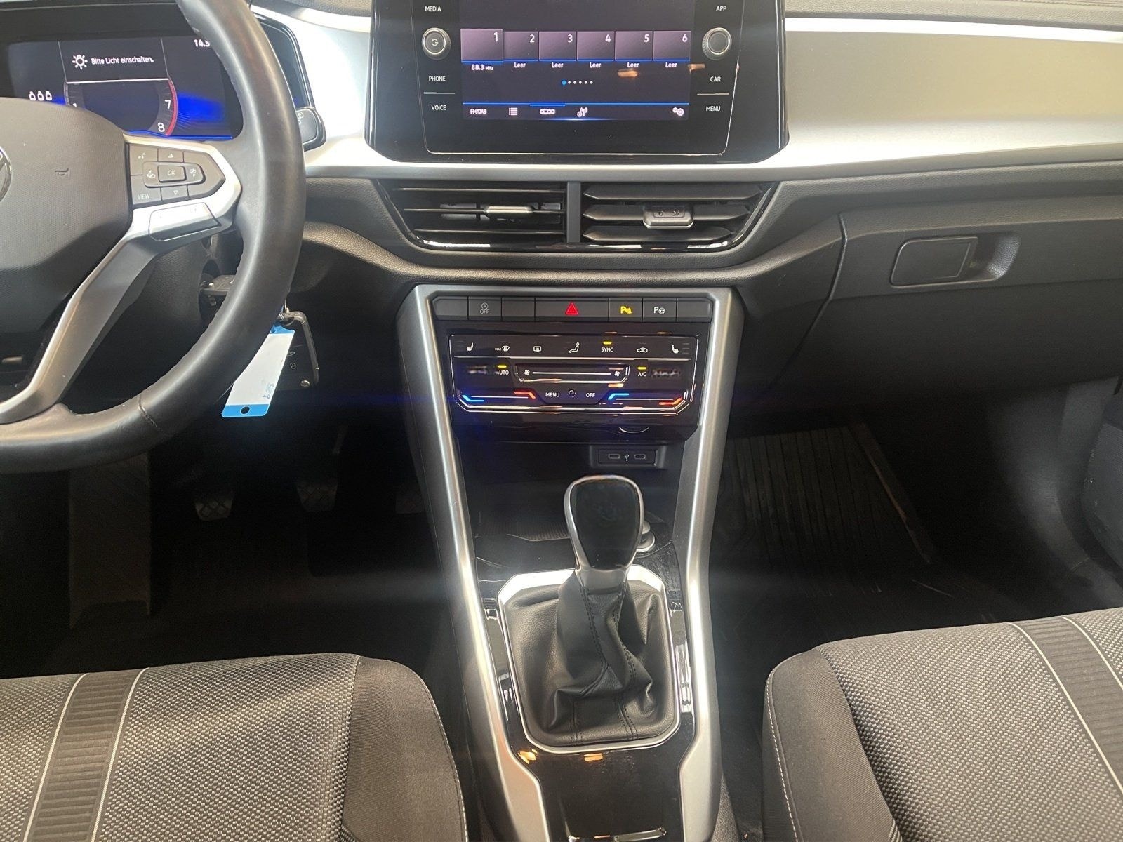 Volkswagen T-Roc 1.0 TSI Life ACC AHK Kam. Virtual KlimaA. foto 14