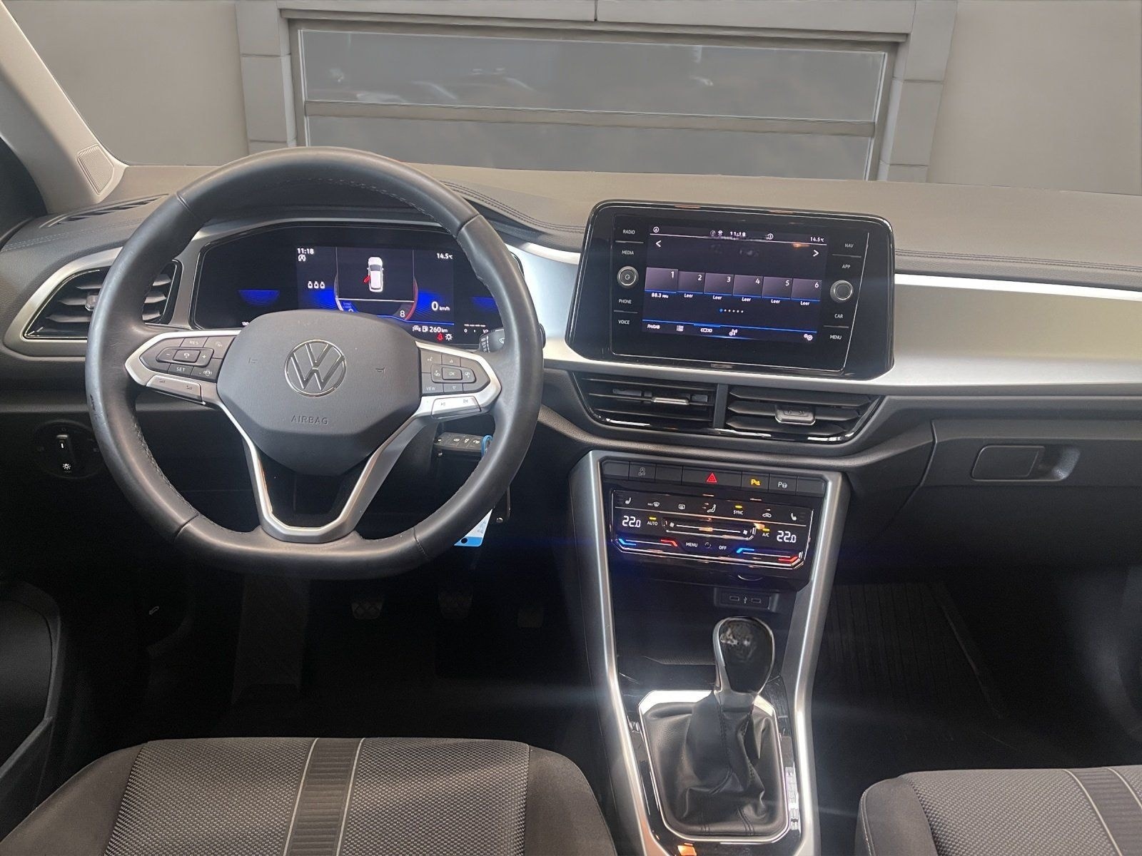 Volkswagen T-Roc 1.0 TSI Life ACC AHK Kam. Virtual KlimaA. foto 16