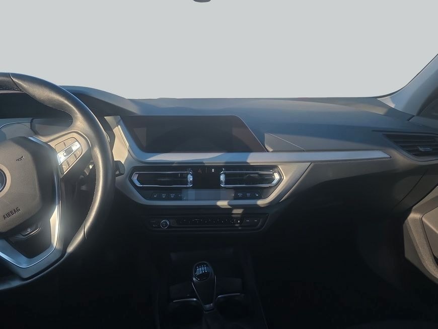 BMW 118i Advantage PDC* SHZ* Klimaautomatik* foto 16