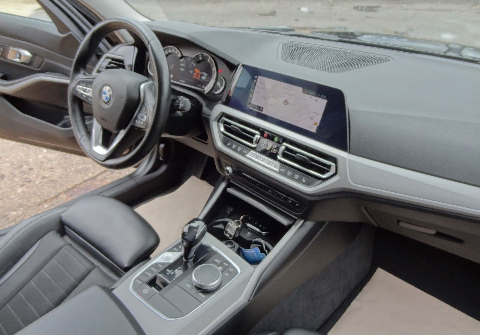 BMW 320d xDrive/Laser/HUD/Leder/Navi/AHK/ACC/LED/ foto 23