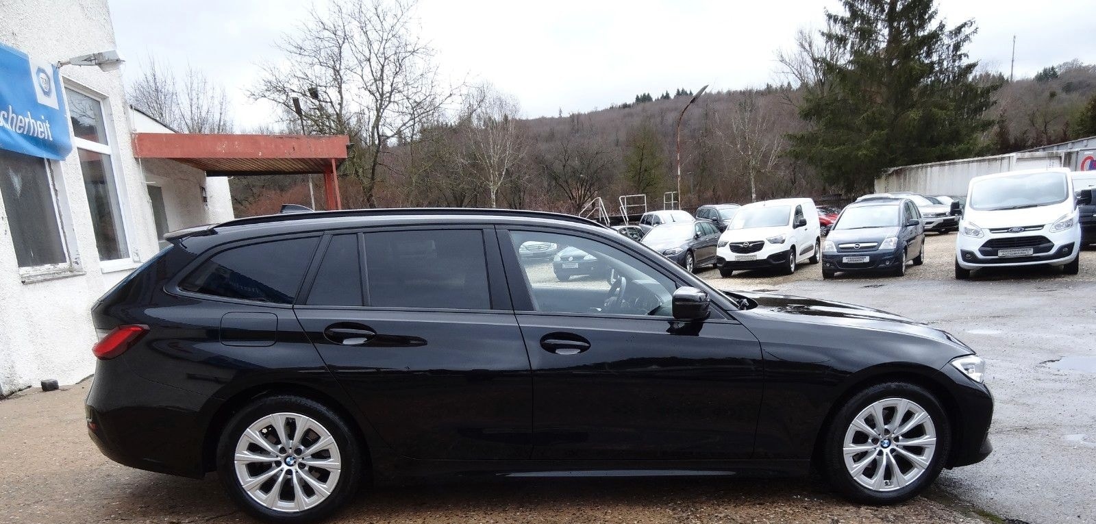 BMW 320d xDrive/Laser/HUD/Leder/Navi/AHK/ACC/LED/ foto 6