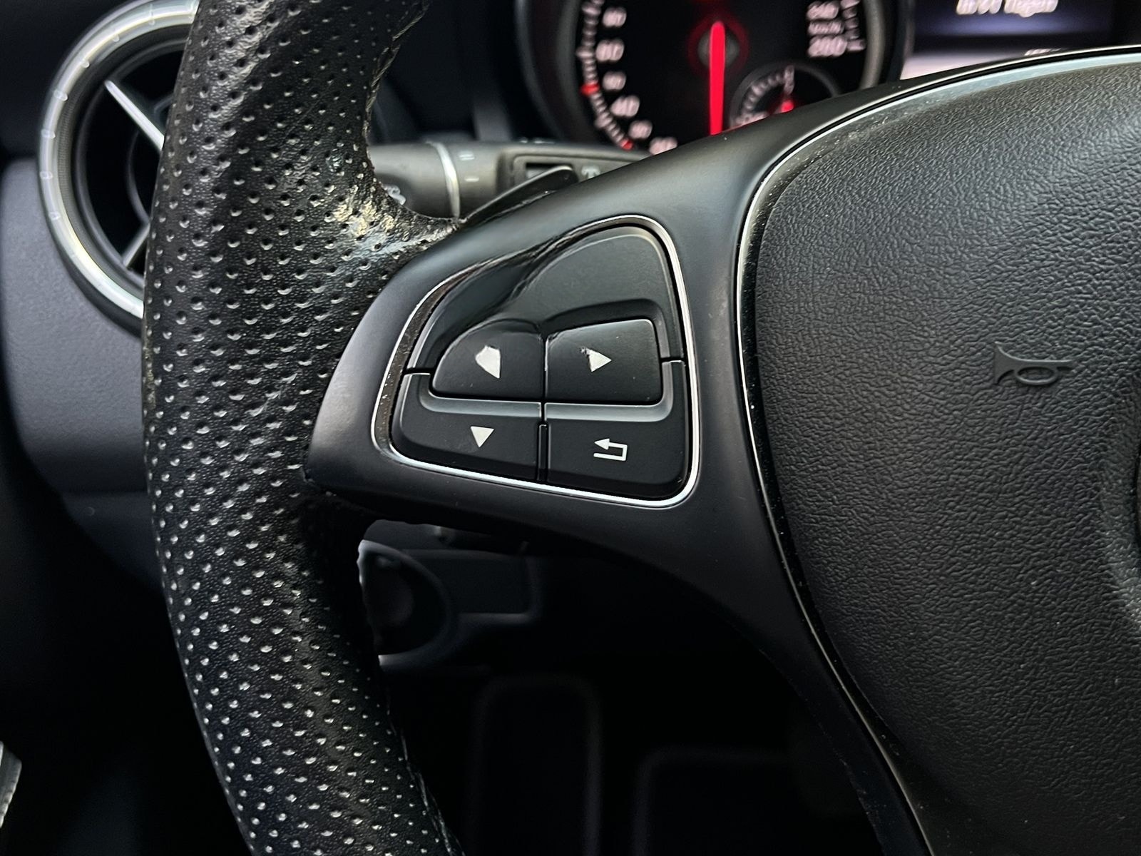 Mercedes-Benz CLA CLA 200 SPB Aut Urban Navi LED-Xen PDC foto 14