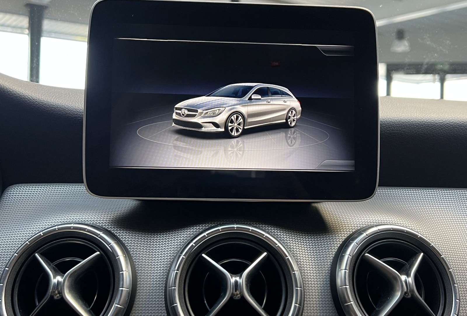 Mercedes-Benz CLA CLA 200 SPB Aut Urban Navi LED-Xen PDC foto 21