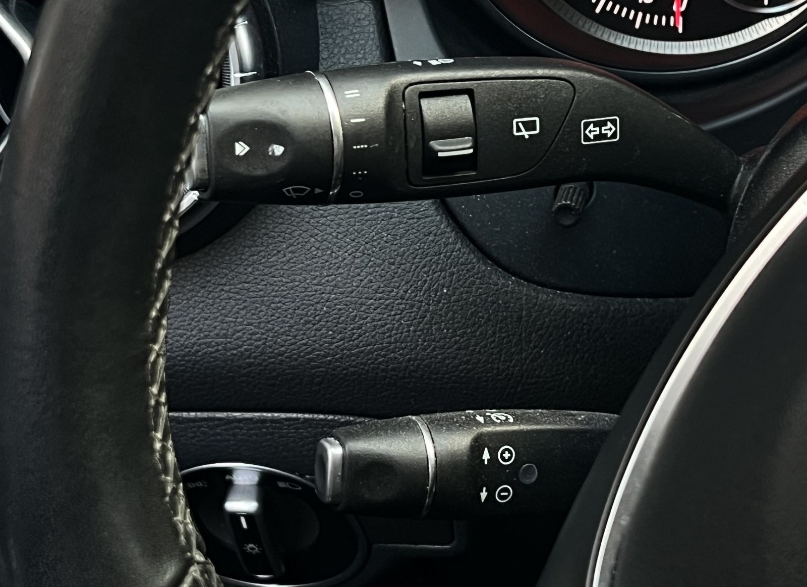 Mercedes-Benz CLA CLA 200 SPB Aut Urban Navi LED-Xen PDC foto 24