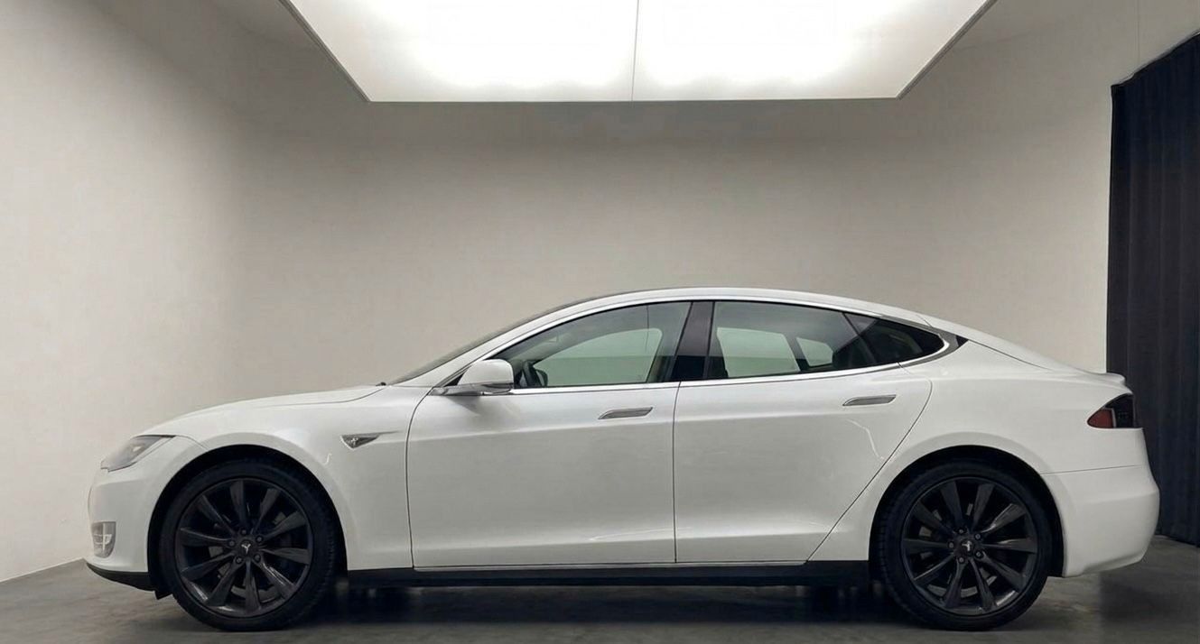 Tesla 85+Batterie NEU+Pano+7Sitzer+FreeCharging foto 2