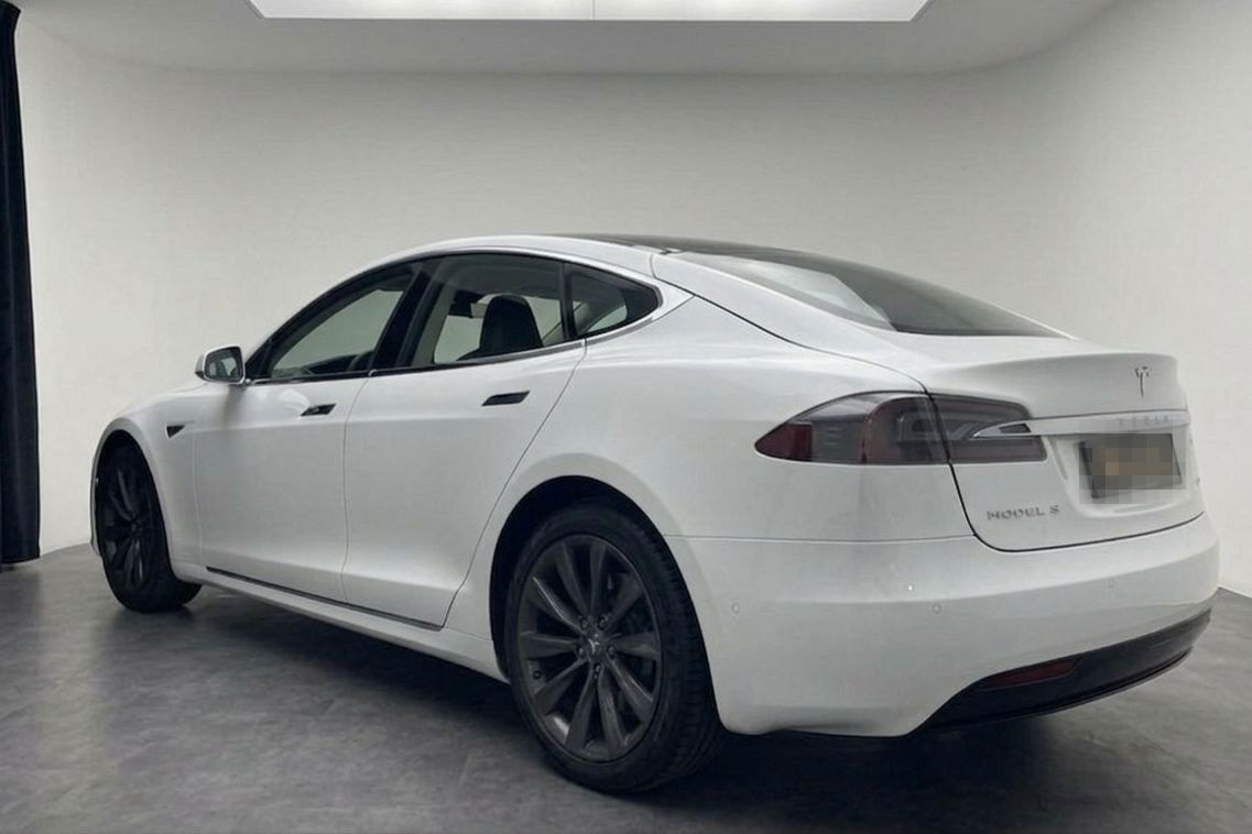 Tesla 85+Batterie NEU+Pano+7Sitzer+FreeCharging foto 3
