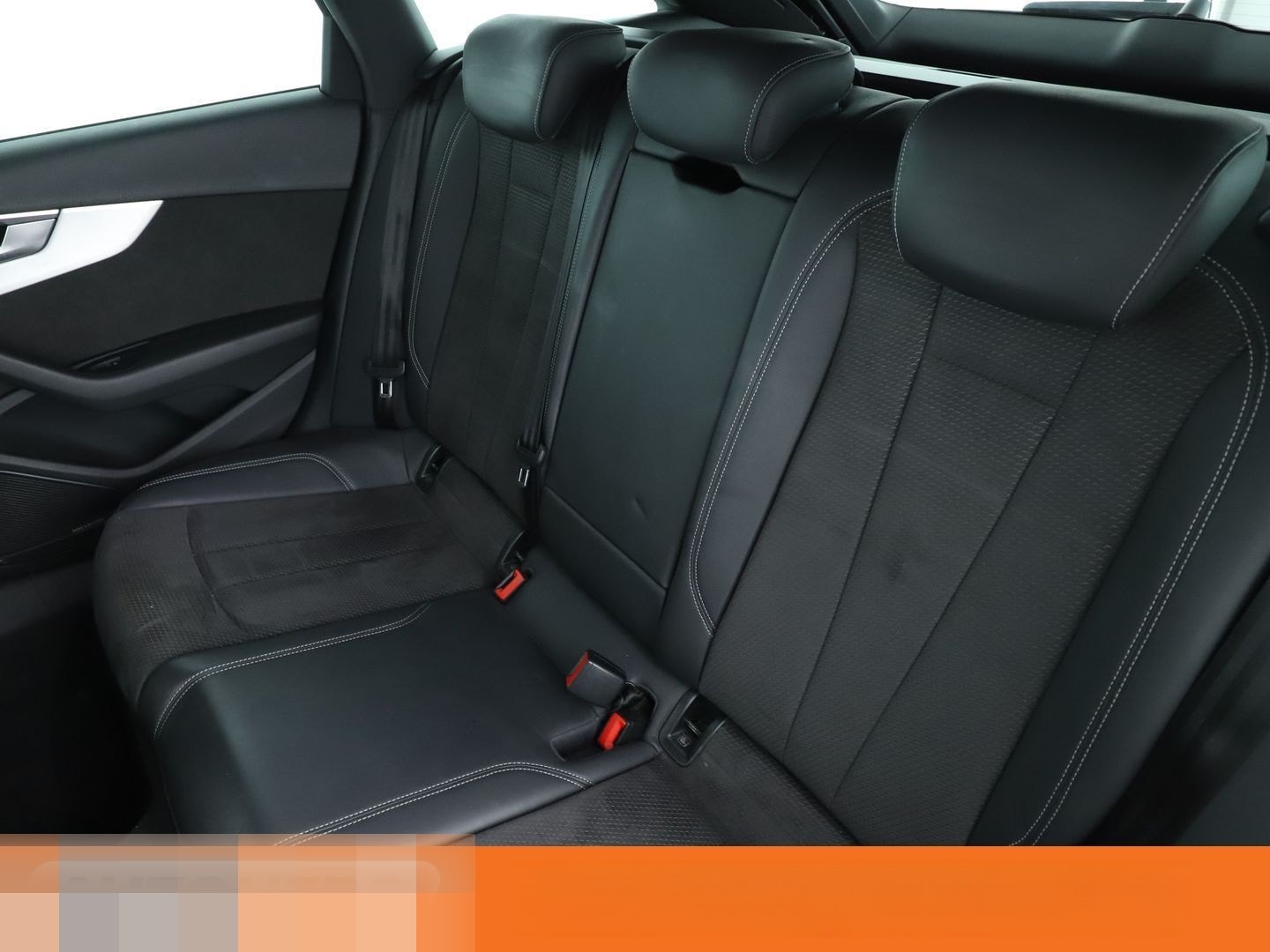 Audi A4 2.0 TFSI Sport ultra Aut.*NAVI*PDC*SHZ*TEMPO* foto 14