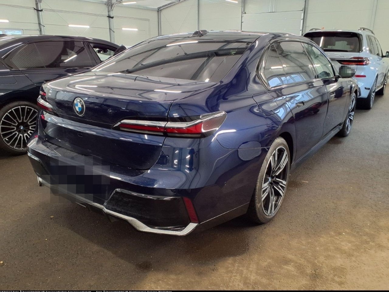 BMW 740d xDr M SPORT SkyLounge,StHzg,360°,DAPro,HUD foto 4