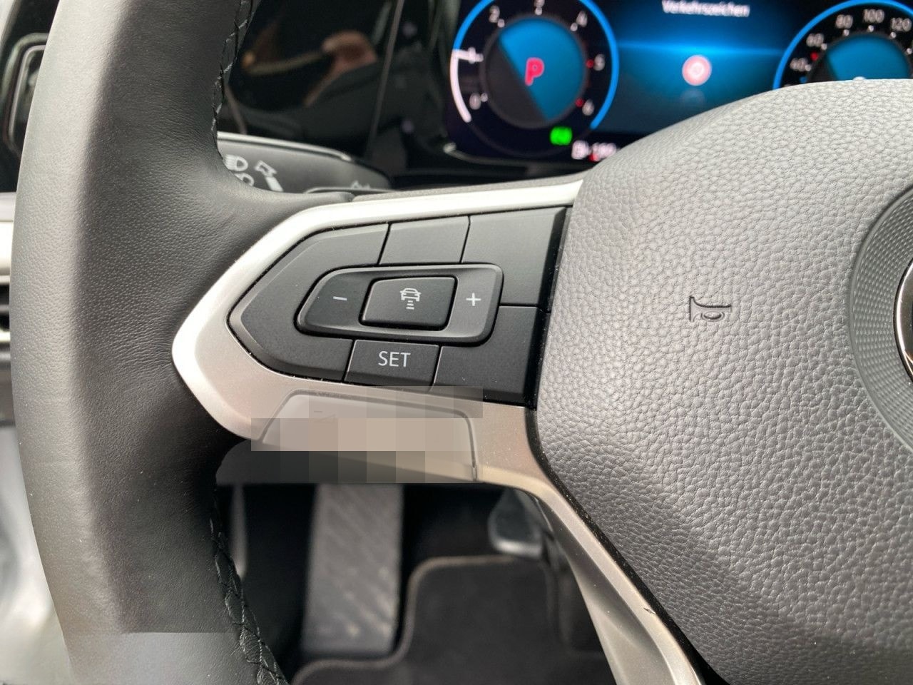 Volkswagen Golf VIII 2.0 TDI DSG Life NAVI ACC AHK KAM foto 12