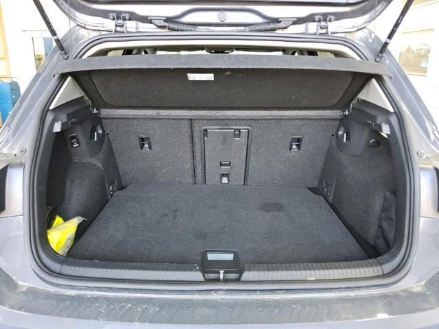 Volkswagen Golf VIII 1.5 TSI Active *AHK*LED*Navi*Kamera* foto 9