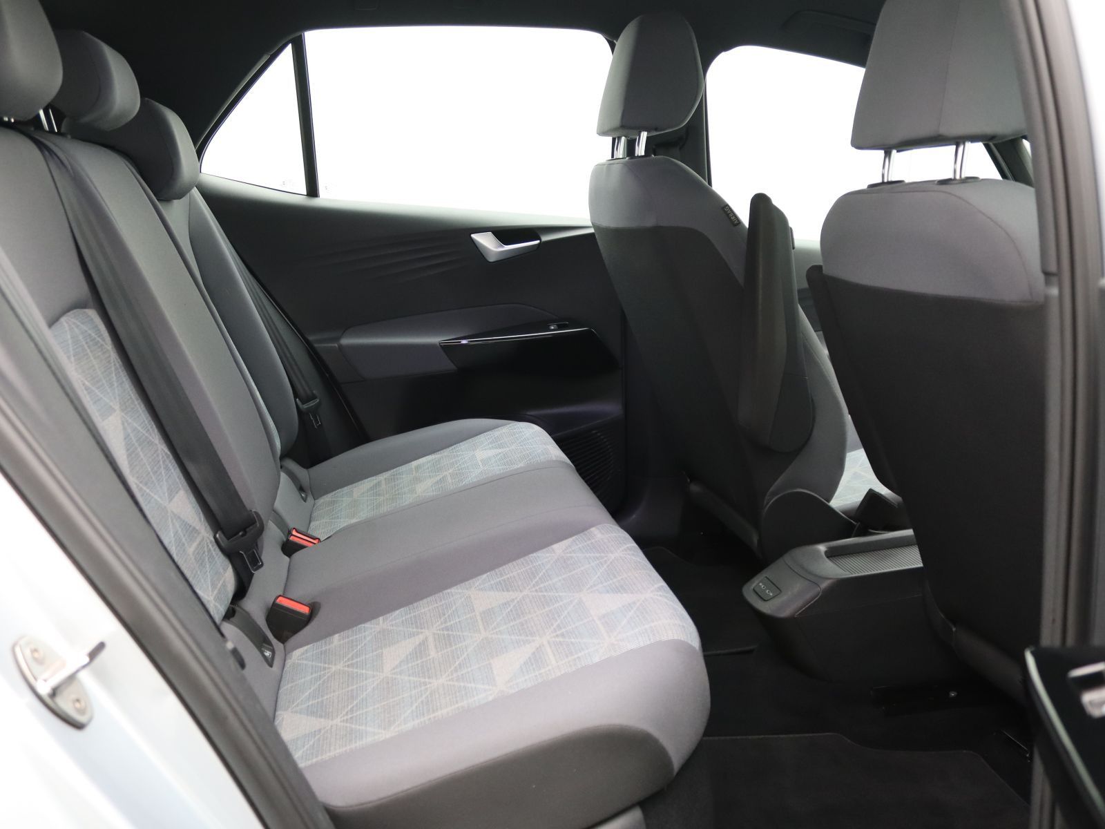 Volkswagen ID.3 Pro Performance / Navi, ParkAssi, LED, WP foto 10