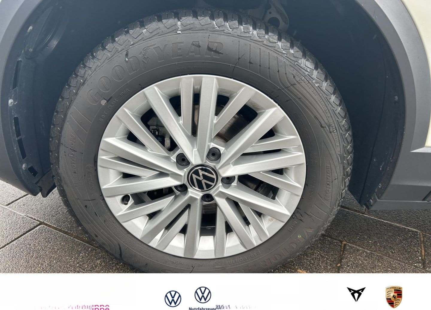 Volkswagen T-Roc 1.0 Life+LED+PDC+USB foto 8