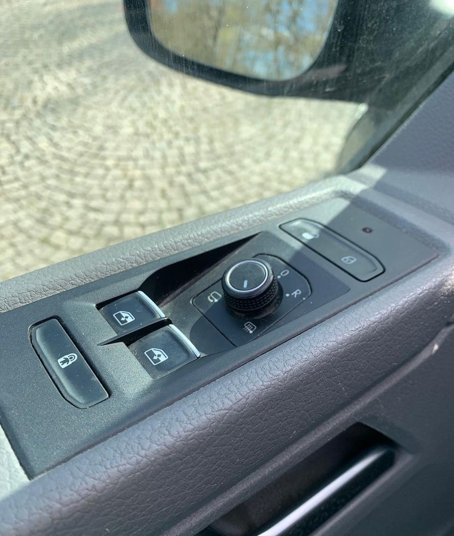 Volkswagen T6.1 Transporter 4 MOTION/LED/NAVI/ACC/DSG/AHK foto 13