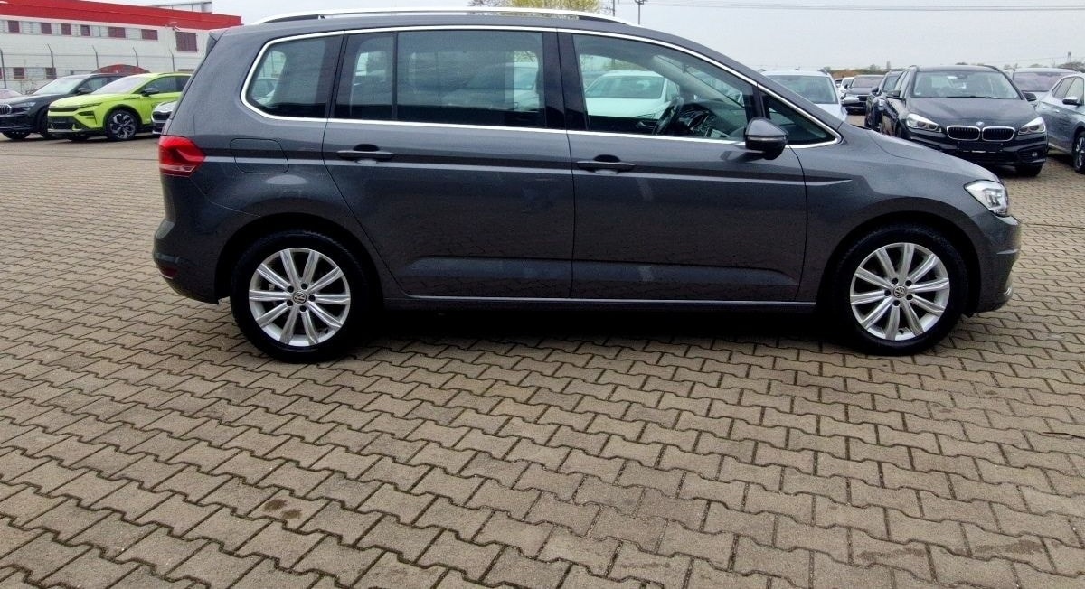 Volkswagen Touran 1.4 TSI Highline LED Navi AHK Klimaautoma foto 6