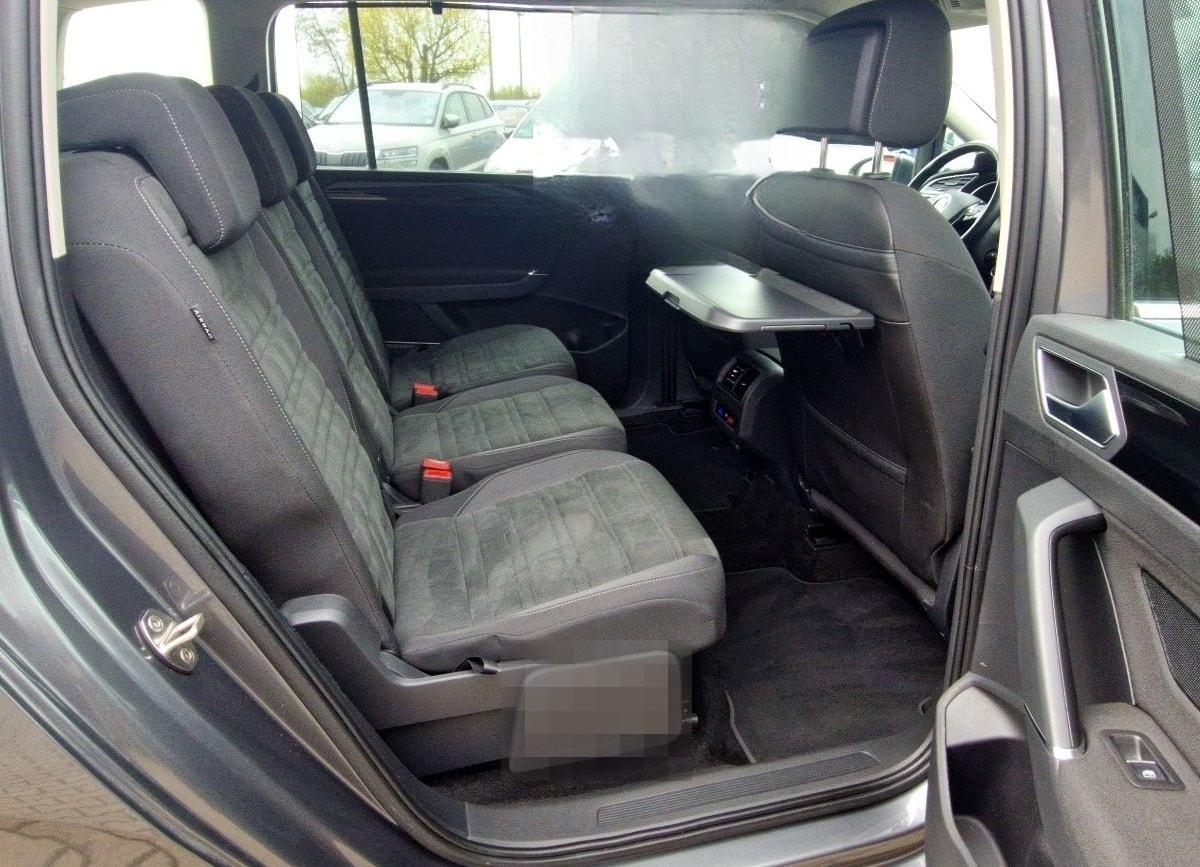 Volkswagen Touran 1.4 TSI Highline LED Navi AHK Klimaautoma foto 9