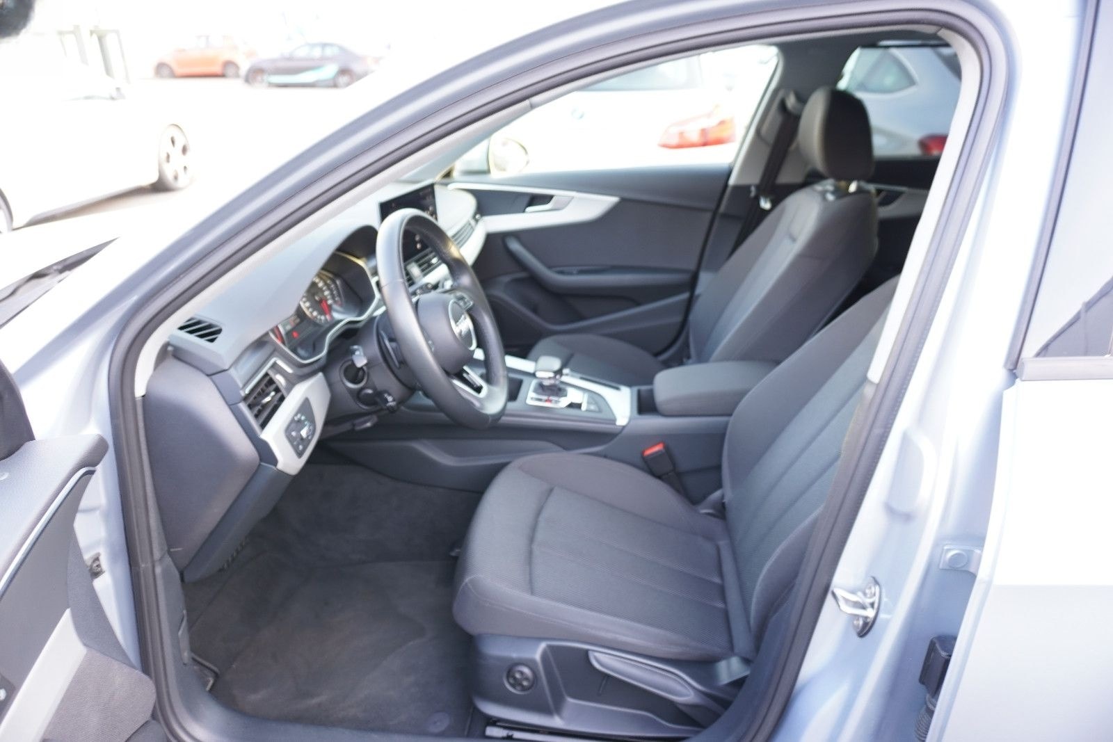 Audi A4 Avant 35 TDI *Automatik*Navi* foto 15