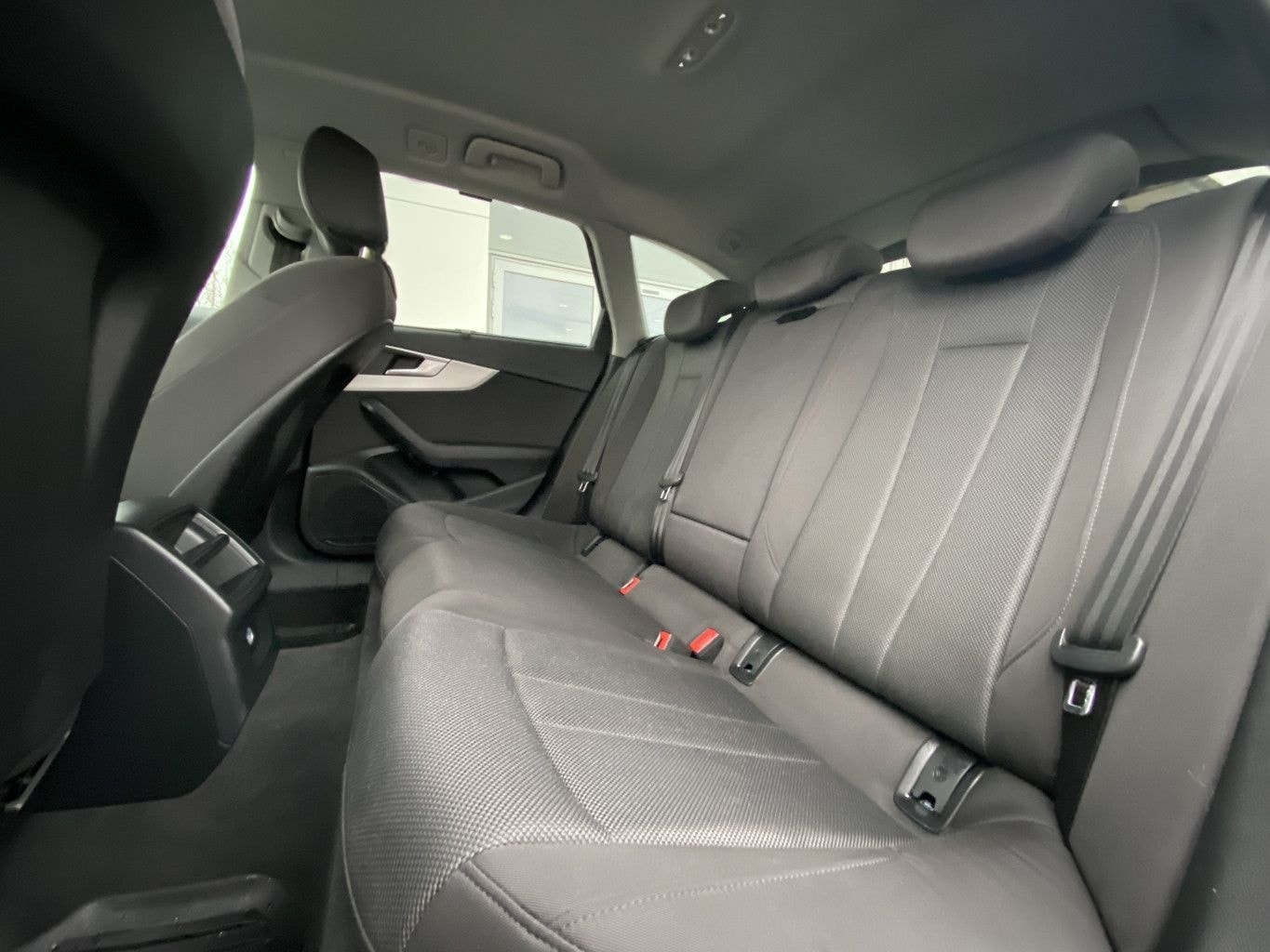 Audi A4 Avant 35 2.0 TFSI S-TRONIC KEYLESS+EL.HECKKLA foto 10