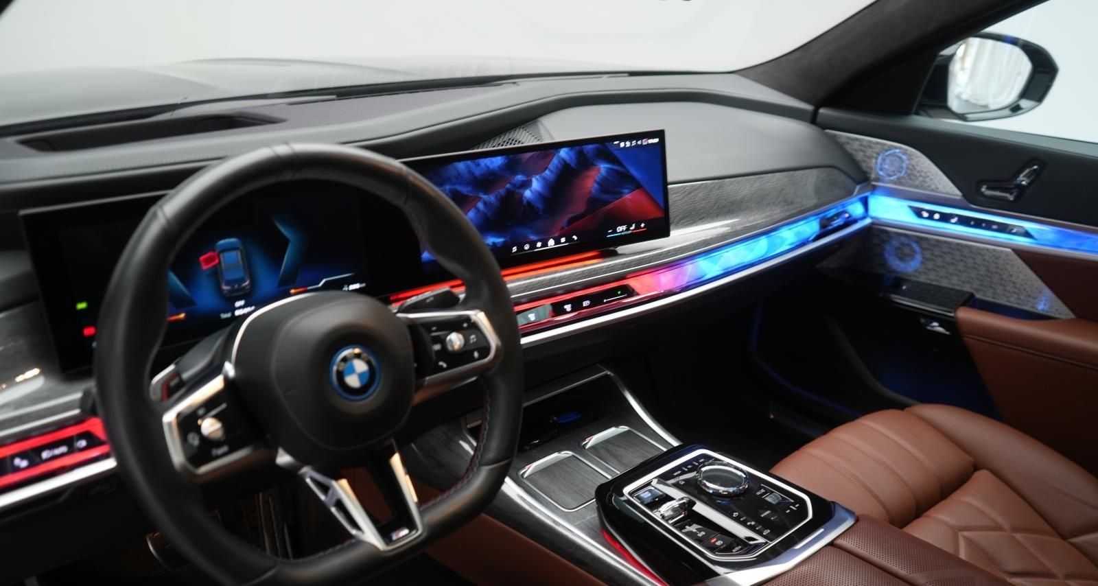 BMW i7 M70 xDrive TheatreScreen/SkyLounge/HUD/B&W/Li foto 16