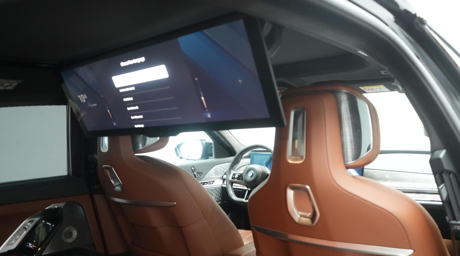 BMW i7 M70 xDrive TheatreScreen/SkyLounge/HUD/B&W/Li foto 9