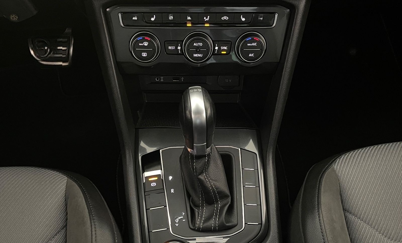 Volkswagen Tiguan Highline BMT/Start-Stopp 4Motion foto 16