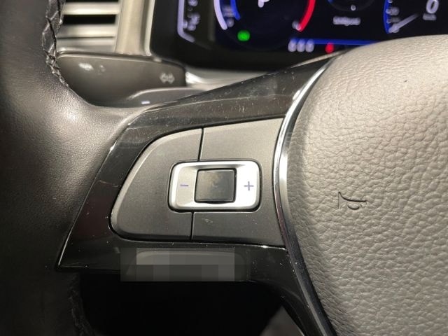 Volkswagen T-Roc 2.0 TDI DSG Style EU6d LED ACC Navi PDC foto 18