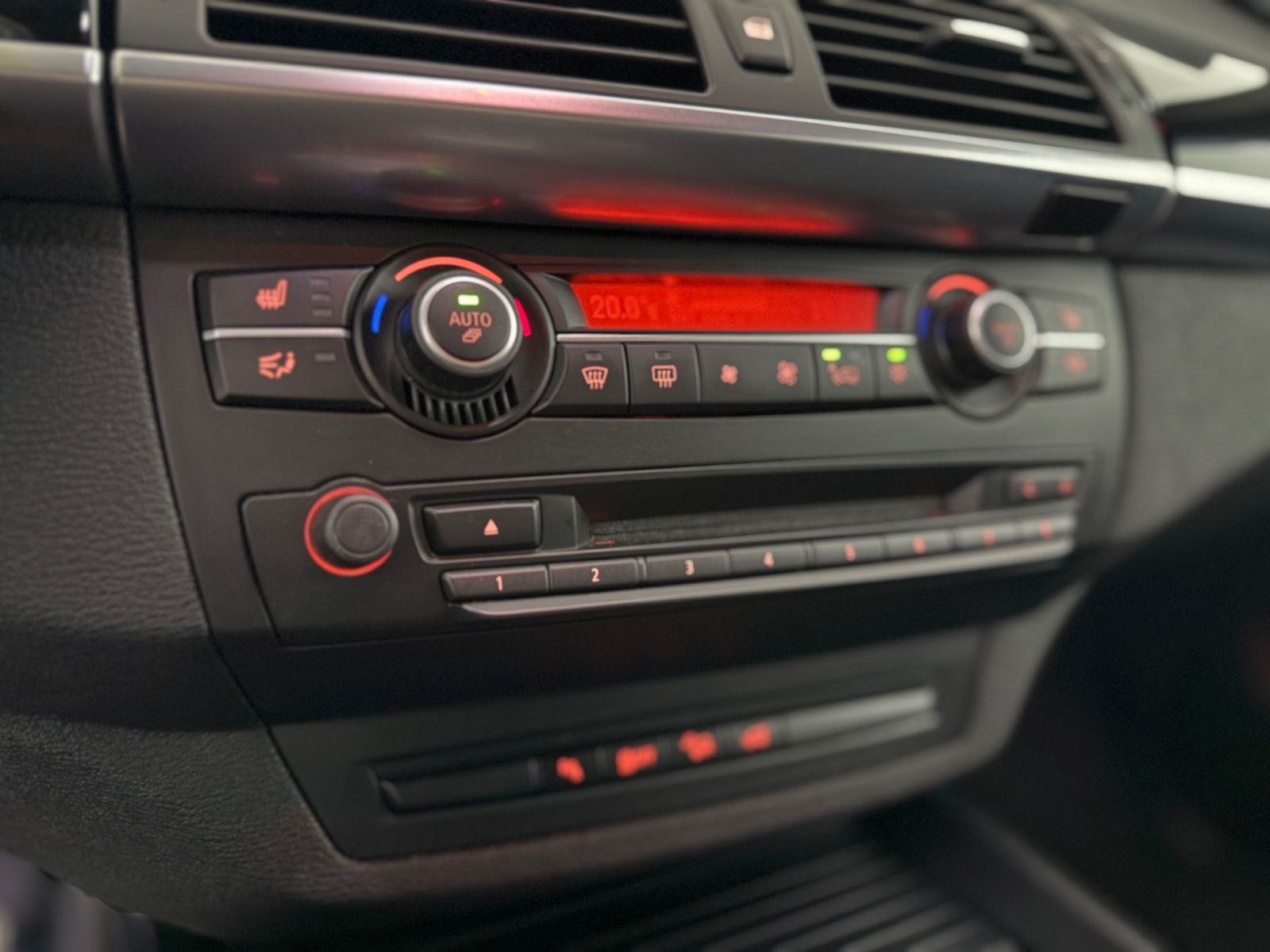 BMW X5 xD 30d M-PAKET/2.HD/20ZOLL/ALCANTARA/2.HD foto 14