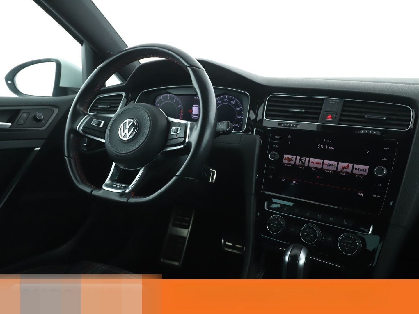 Volkswagen Golf VII 2.0 TSI GTI BMT Aut.*NAVI*LED*ACC*CAM* foto 13