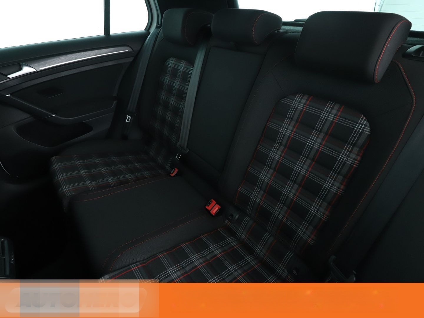 Volkswagen Golf VII 2.0 TSI GTI BMT Aut.*NAVI*LED*ACC*CAM* foto 14