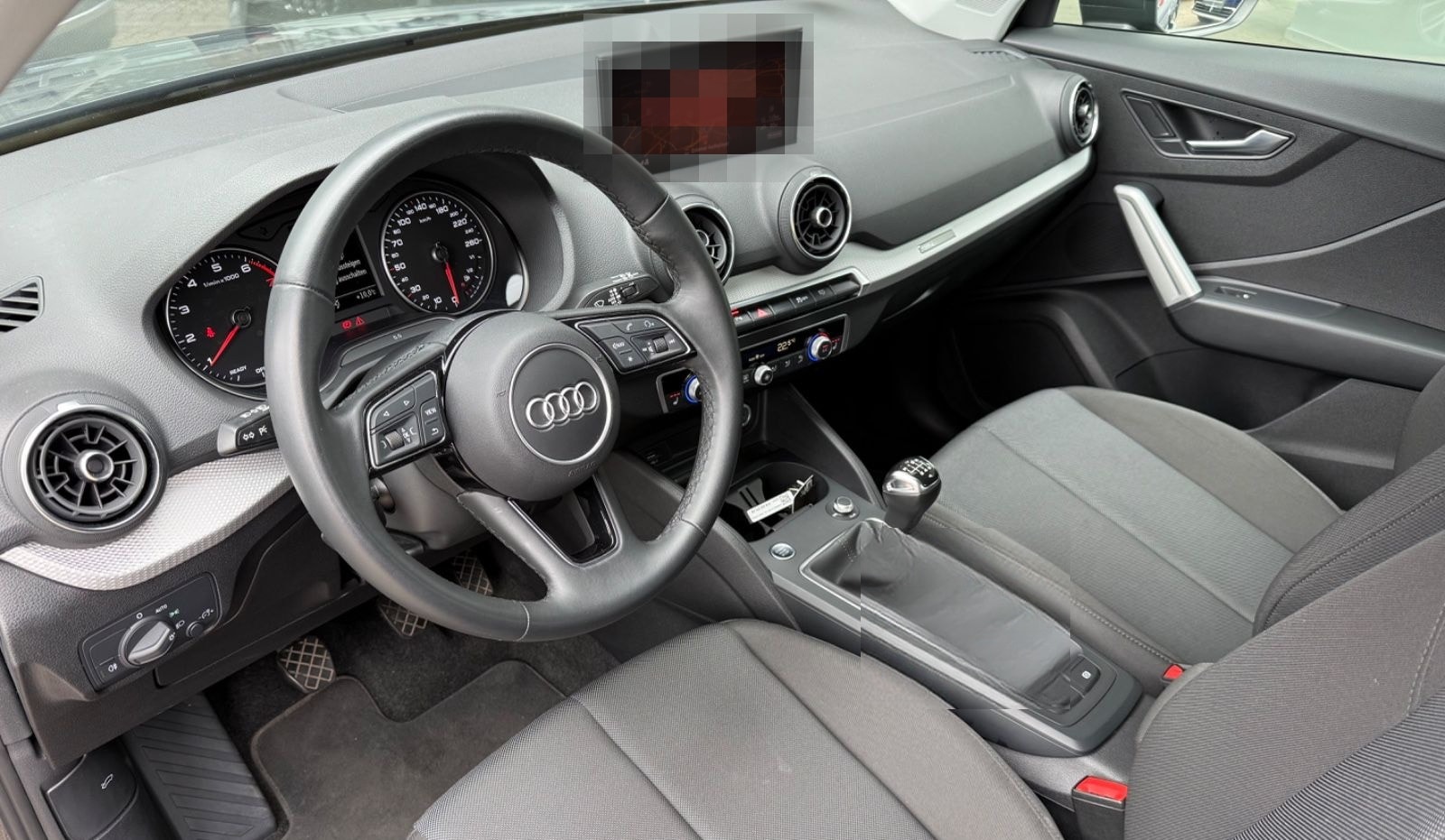 Audi Q2*30TFSI*Navi*Kamera*Sitzh*Alu*Tempo* foto 8