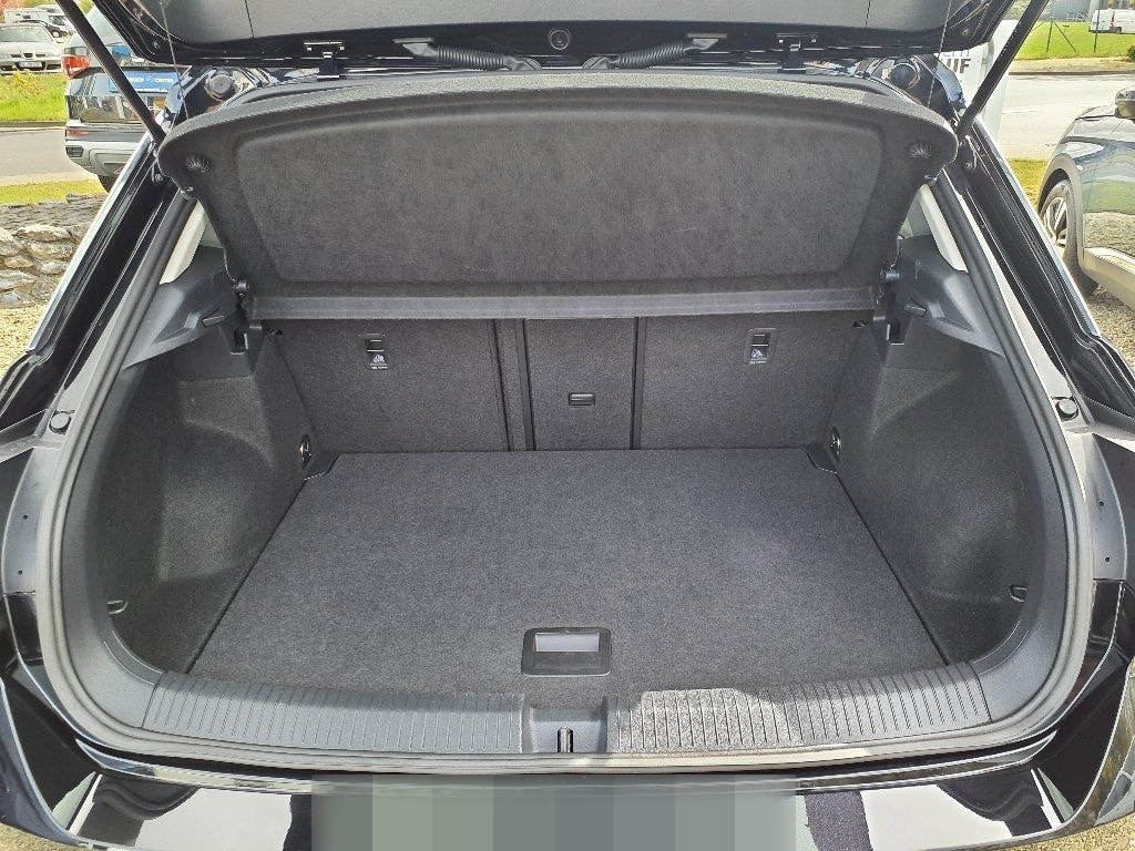 Volkswagen T-Roc  1.0 Goal - NAVI,ACC,SHZG,PDCv+h,LED foto 11