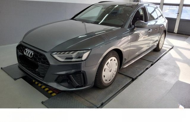 Audi A4 Avant S line 35 TDI S tronic foto 1