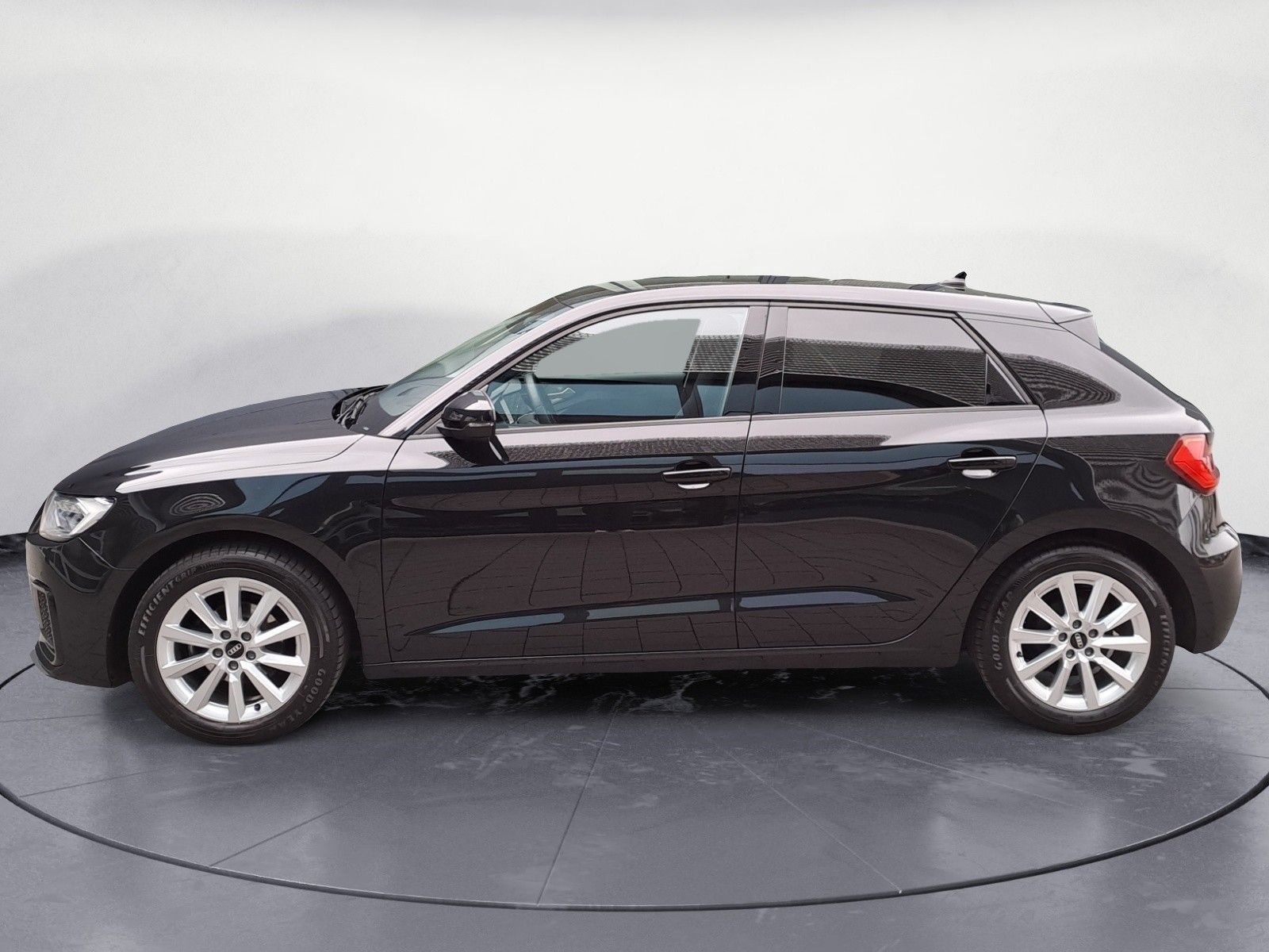 Audi A1 Sportback 25 TFSI S-tronic advanced LED Virtu foto 3