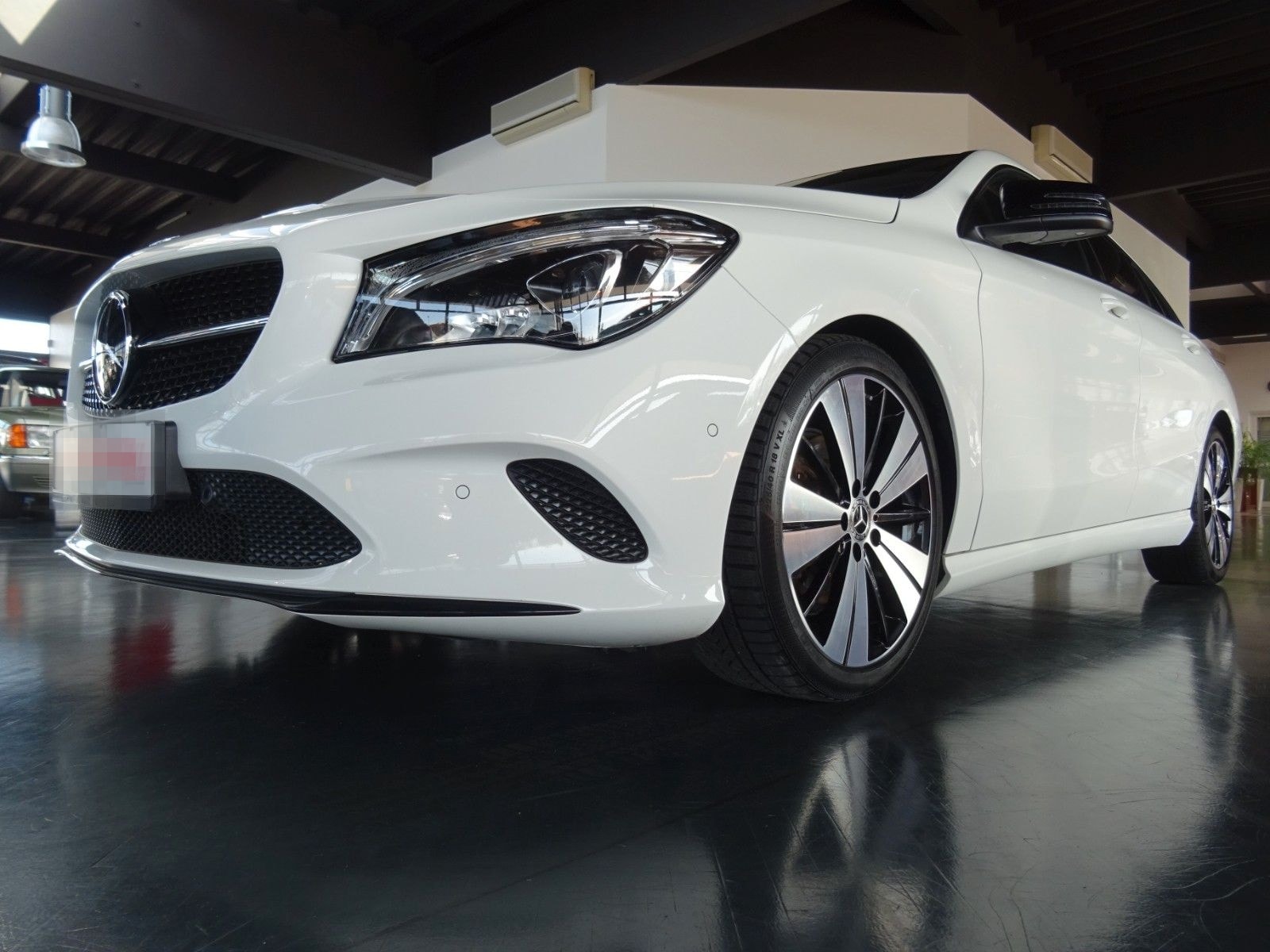Mercedes-Benz CLA 200 SB Urban/ Autom./ Navi/ LED/ Night/ Pano foto 1