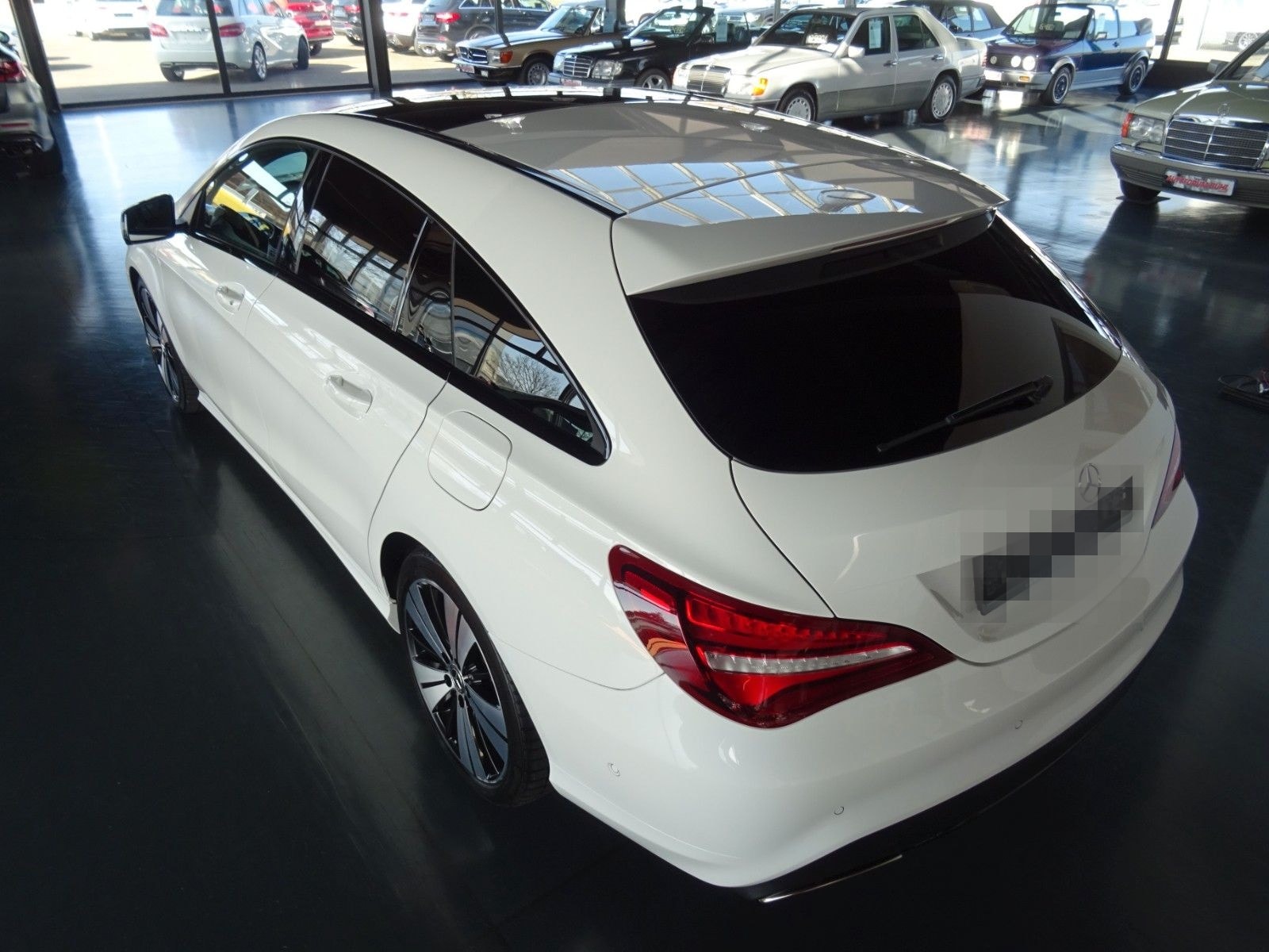 Mercedes-Benz CLA 200 SB Urban/ Autom./ Navi/ LED/ Night/ Pano foto 18