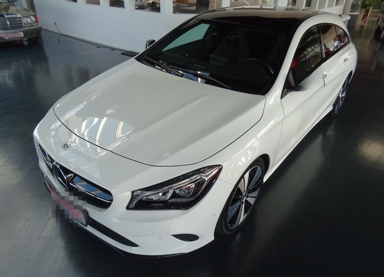 Mercedes-Benz CLA 200 SB Urban/ Autom./ Navi/ LED/ Night/ Pano foto 3