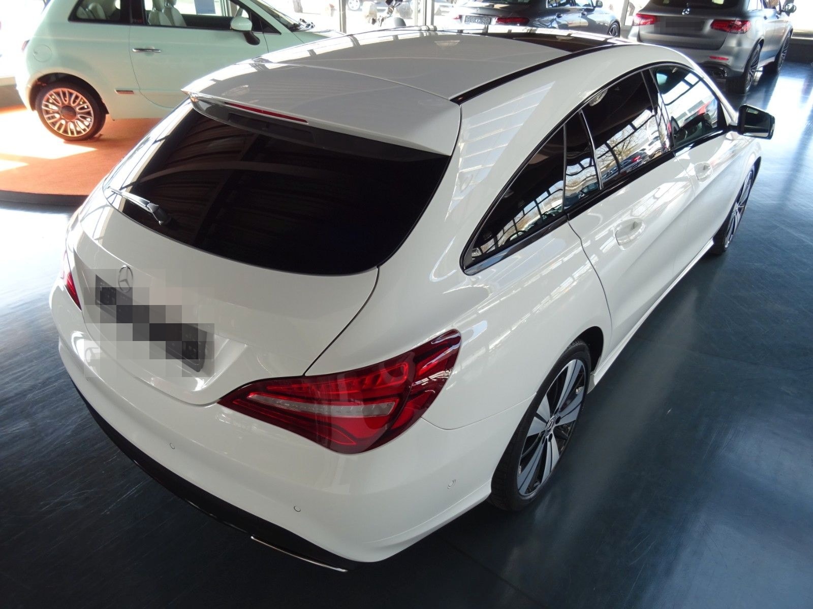 Mercedes-Benz CLA 200 SB Urban/ Autom./ Navi/ LED/ Night/ Pano foto 24