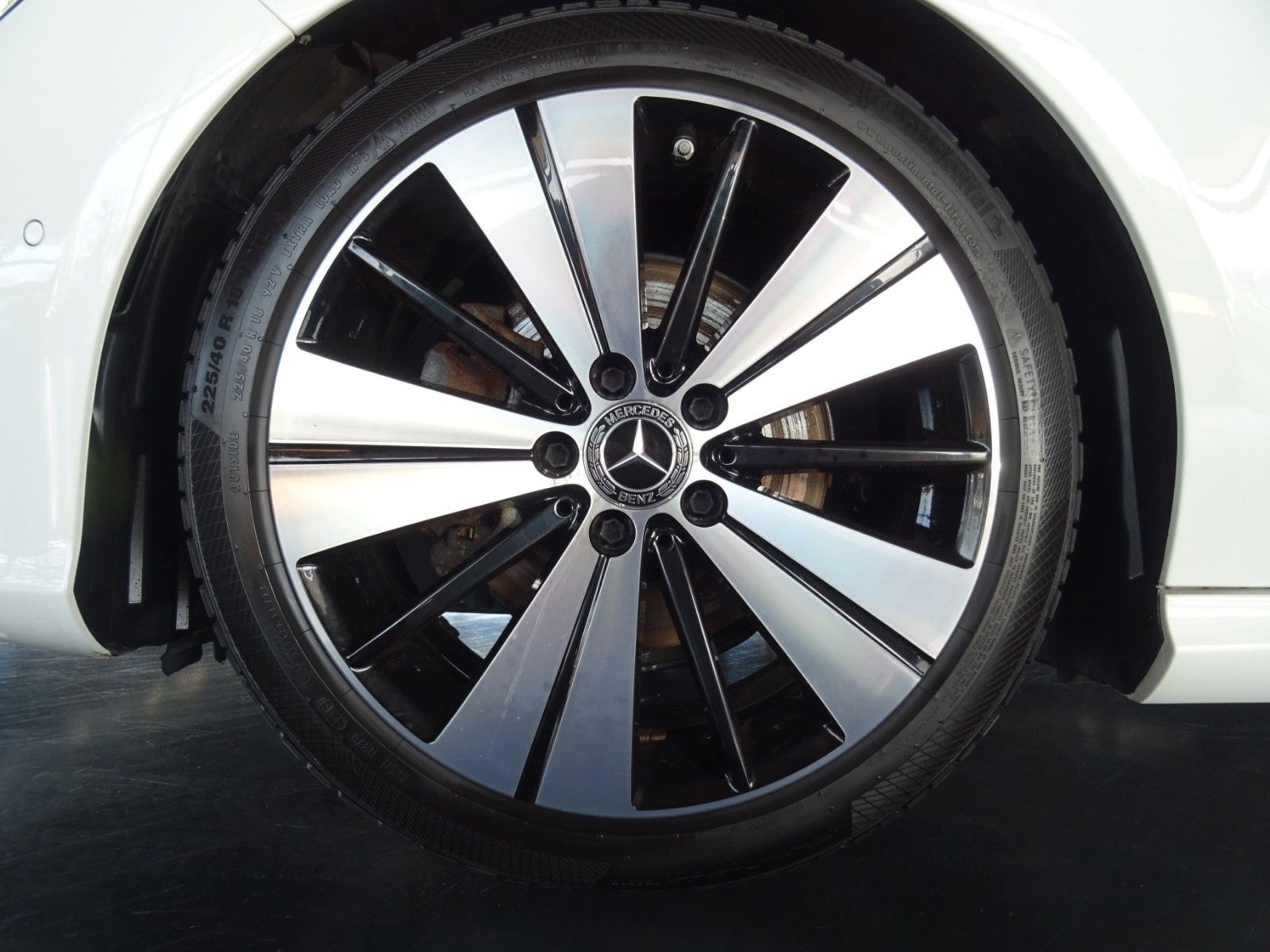 Mercedes-Benz CLA 200 SB Urban/ Autom./ Navi/ LED/ Night/ Pano foto 25