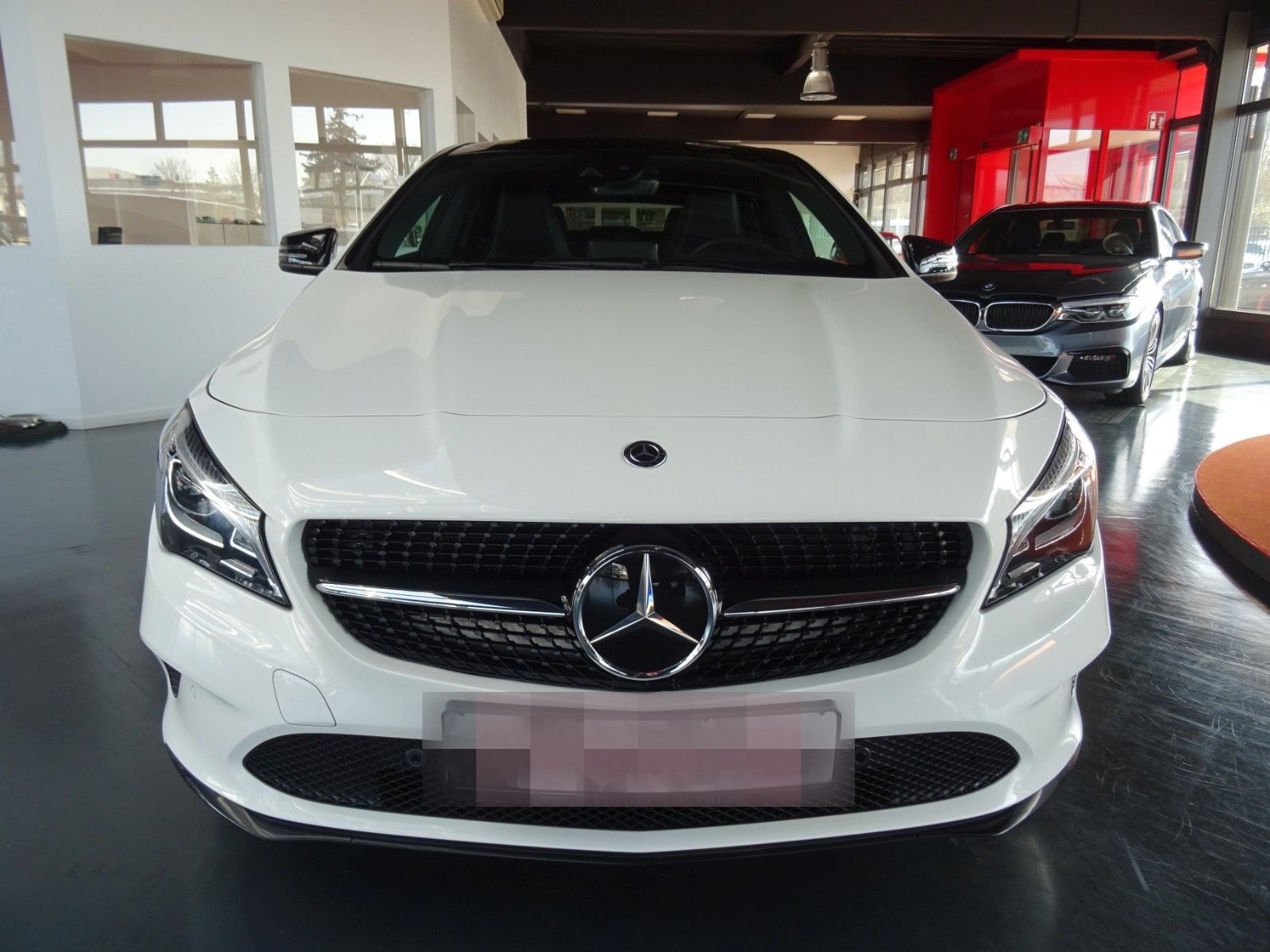 Mercedes-Benz CLA 200 SB Urban/ Autom./ Navi/ LED/ Night/ Pano foto 5