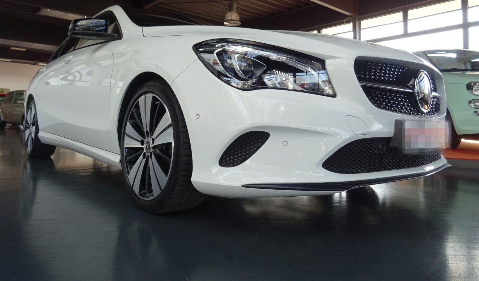 Mercedes-Benz CLA 200 SB Urban/ Autom./ Navi/ LED/ Night/ Pano foto 7