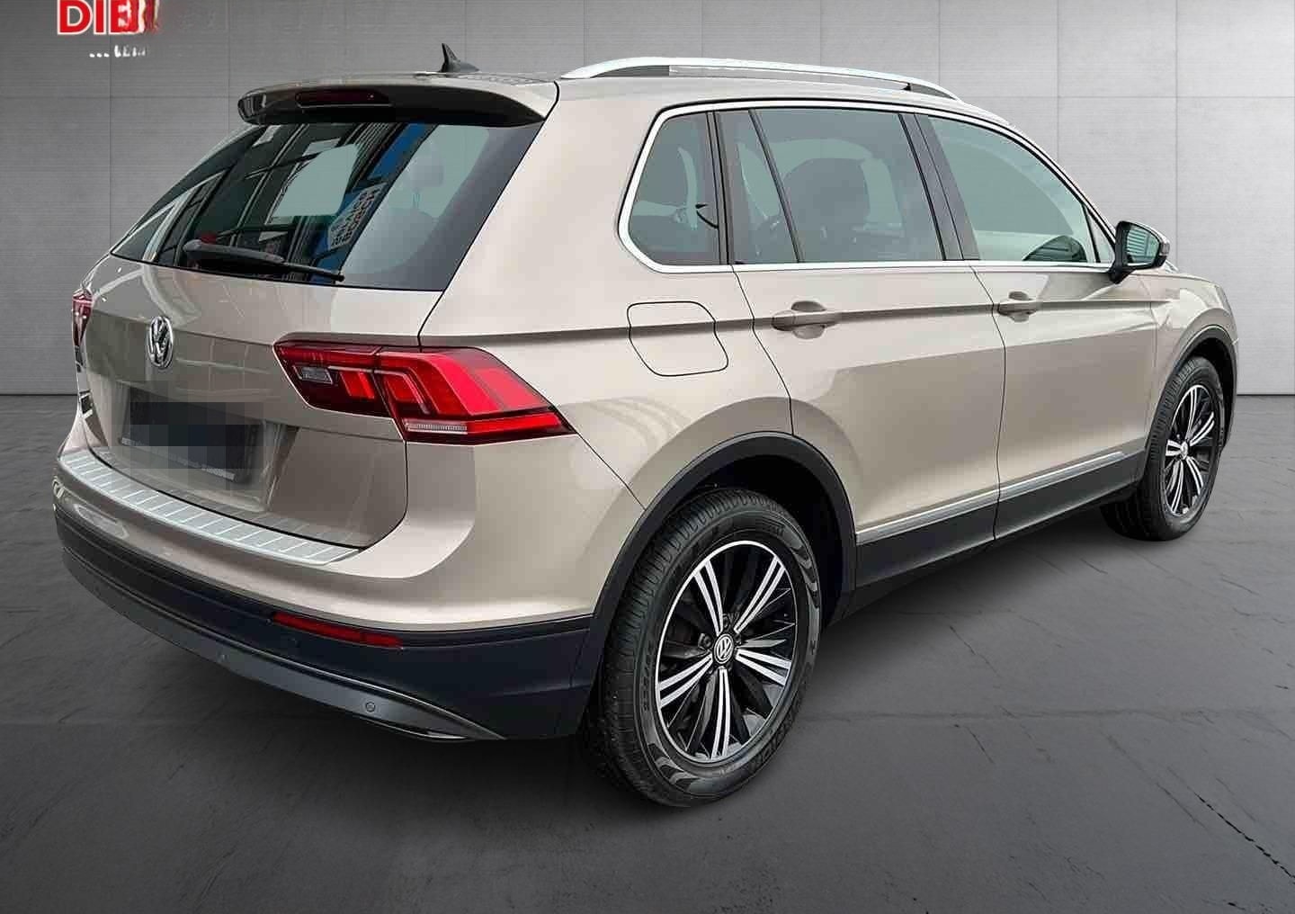 Volkswagen Tiguan 2.0 TDI DSG Comfortline *LED, App, ACC* foto 4